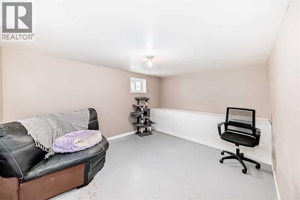 3905 45A Street, Ponoka