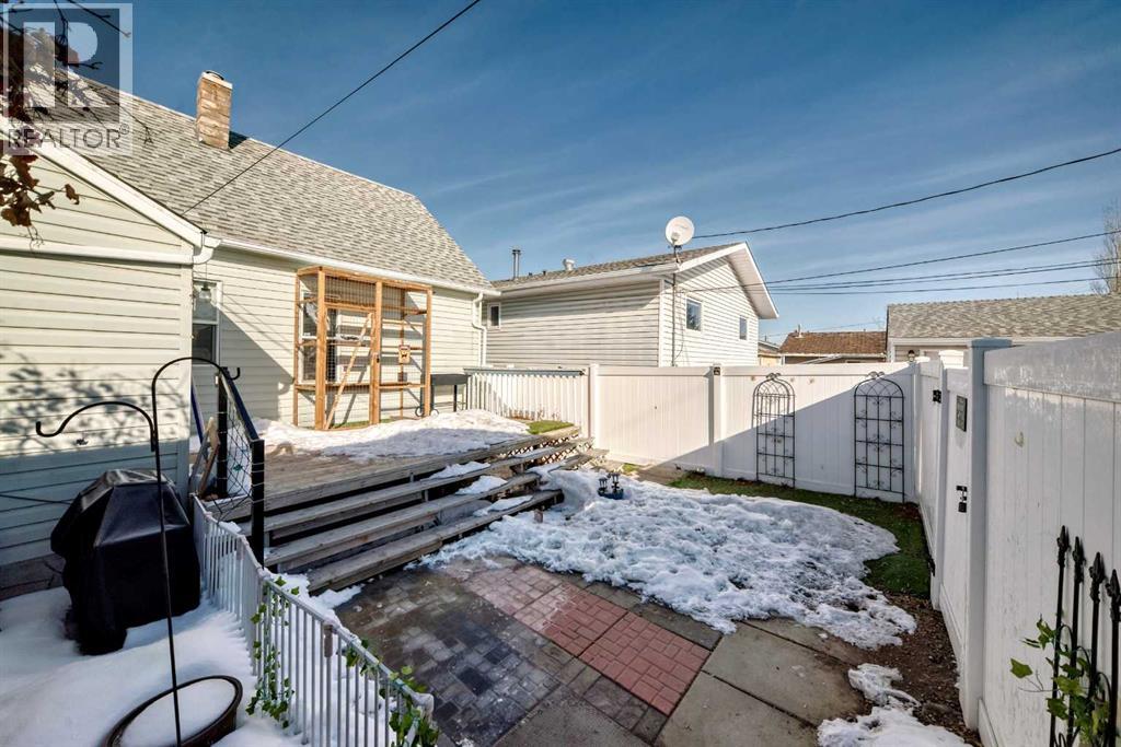 3905 45A Street, Ponoka