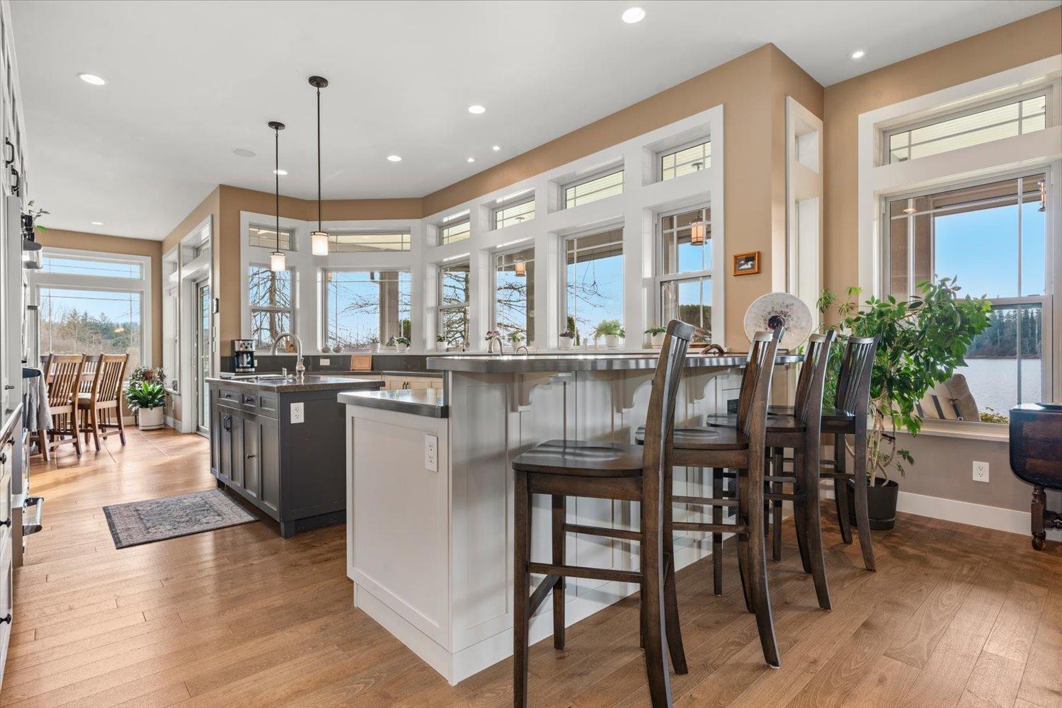 9441 HAYWARD STREET, Mission