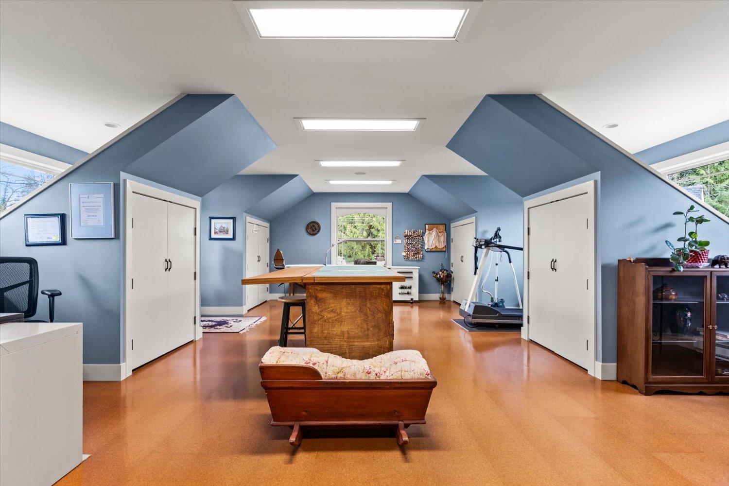 9441 HAYWARD STREET, Mission