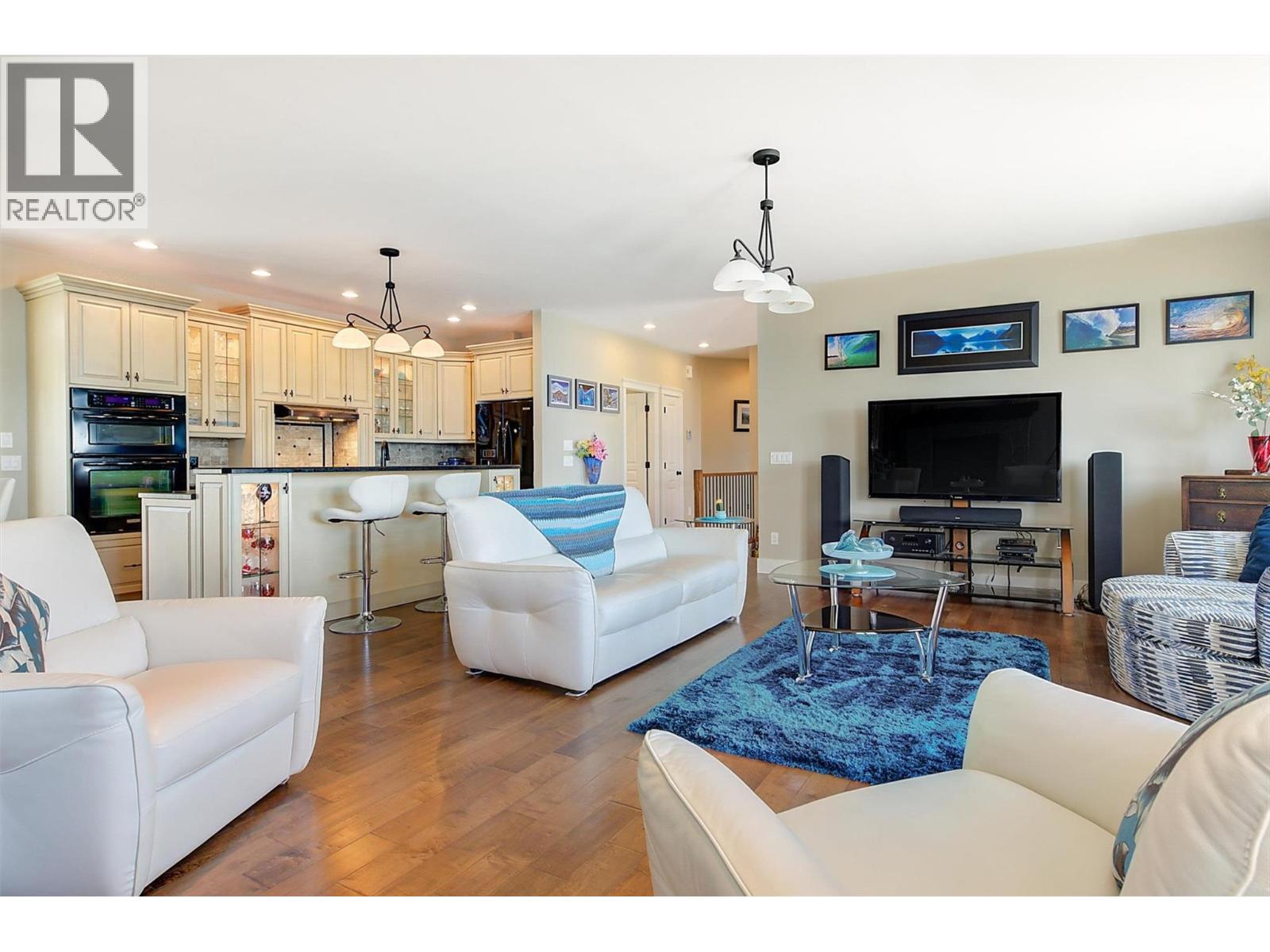 6148 Lipsett Avenue, Peachland