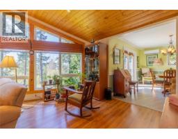 2635 Shoal Rd, Pender Island, BC V0N2M2 Photo 14