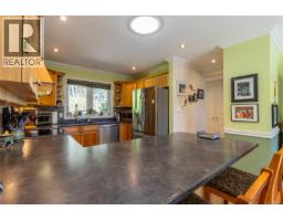 2635 Shoal Rd, Pender Island, BC V0N2M2 Photo 25