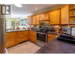 2635 Shoal Rd, Pender Island, BC V0N2M2 Photo 26