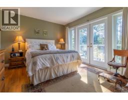 2635 Shoal Rd, Pender Island, BC V0N2M2 Photo 32