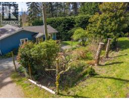 2635 Shoal Rd, Pender Island, BC V0N2M2 Photo 49