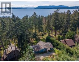 2635 Shoal Rd, Pender Island, BC V0N2M2 Photo 52