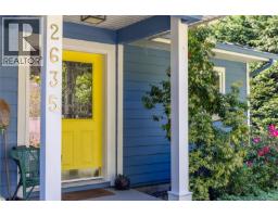 Entrance - 2635 Shoal Rd, Pender Island, BC V0N2M2 Photo 6