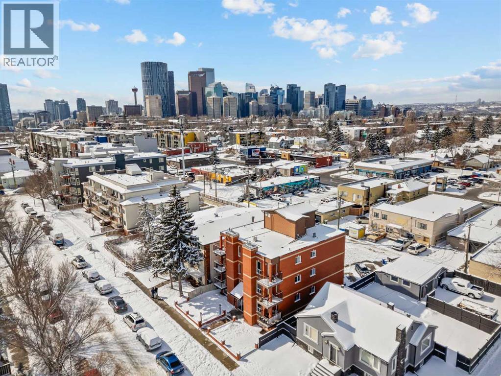 Single Family House for Sale in    Street NE Renfrew Calgary 