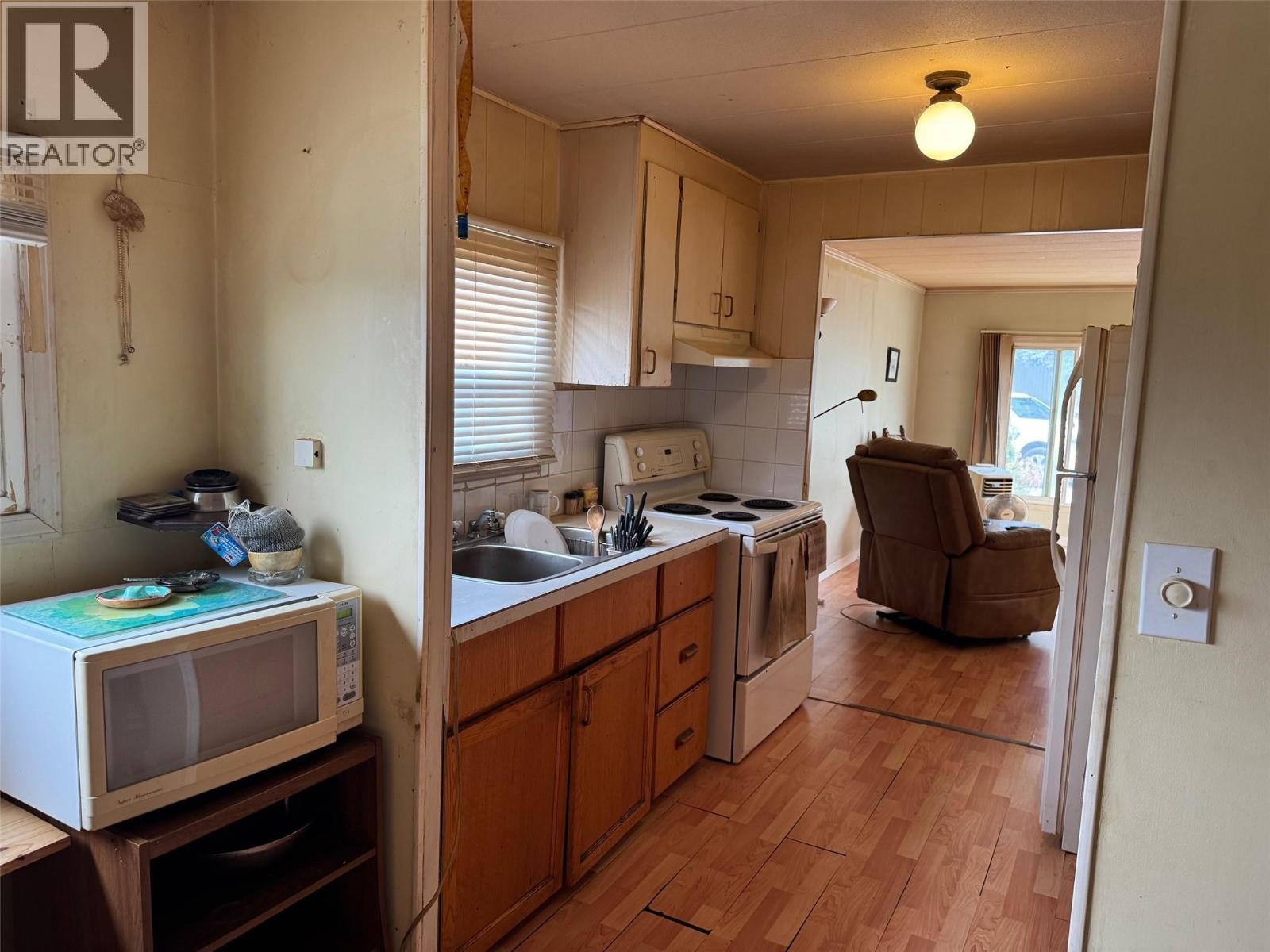 5 146 WILLOW Court, Oliver