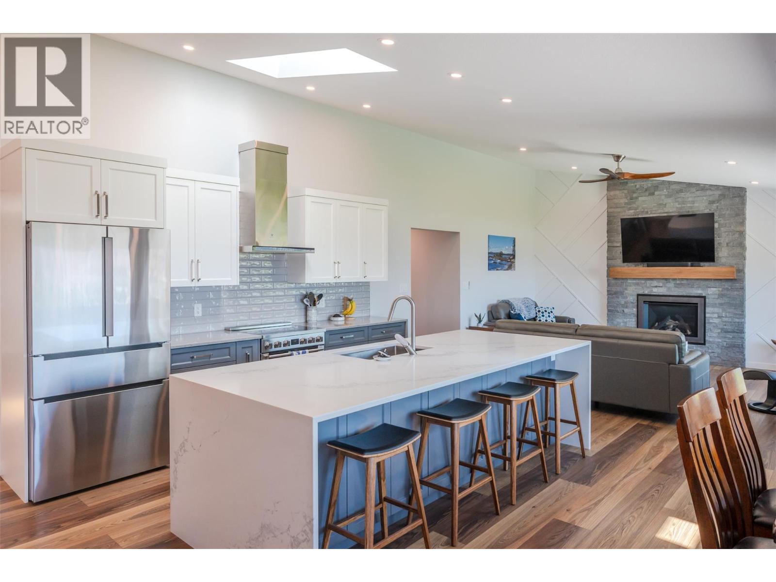  153 WESTVIEW Drive, Penticton