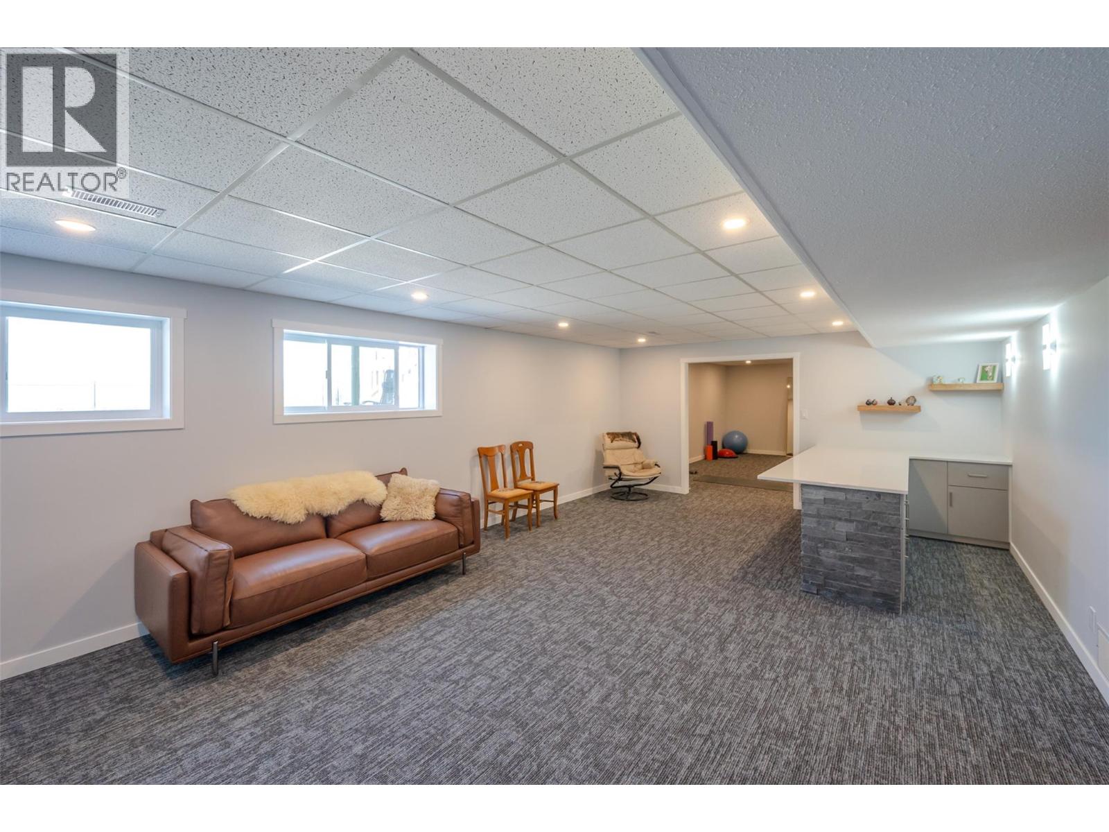  153 WESTVIEW Drive, Penticton