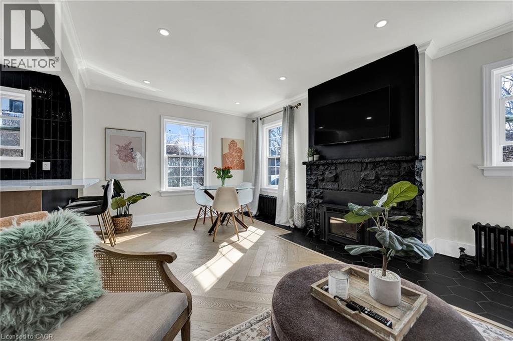 360 LUELLA Street - 3