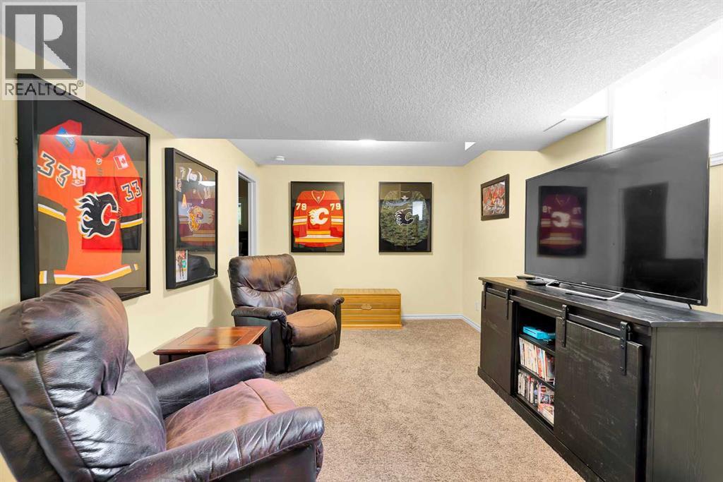 Single Family House for Sale in  Saddleland Way NE Saddle Ridge Calgary 