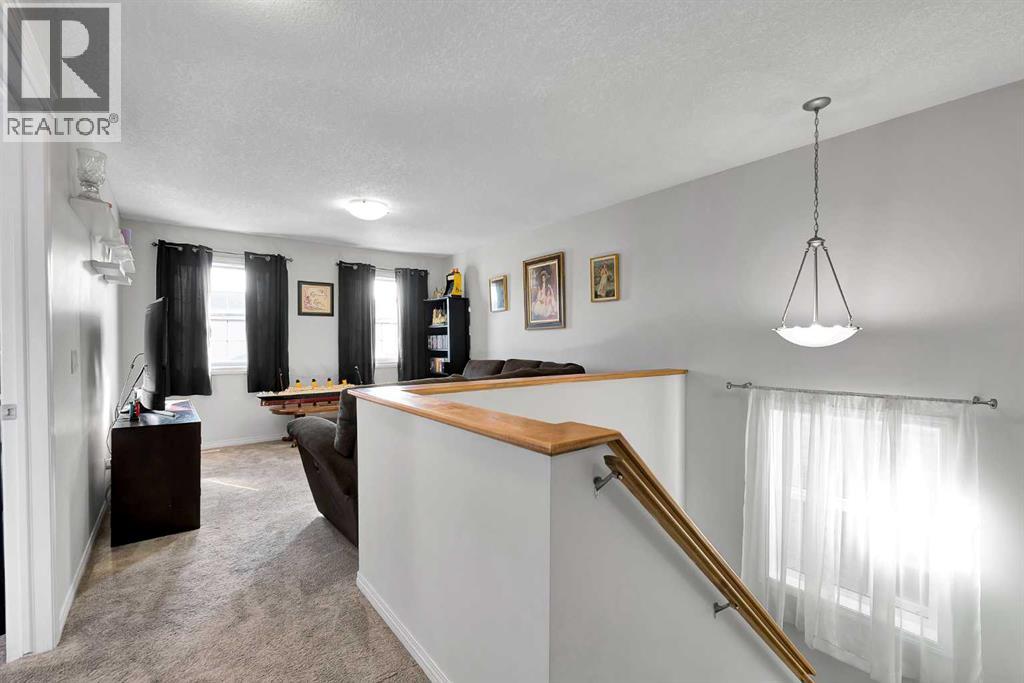 Single Family House for Sale in  Saddleland Way NE Saddle Ridge Calgary 