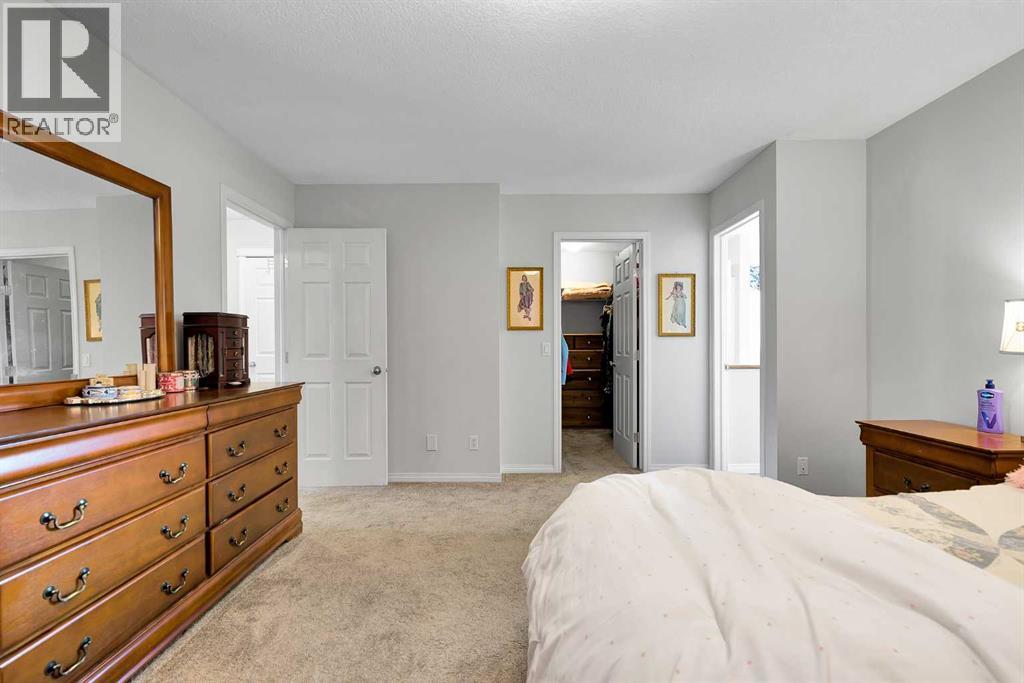 Single Family House for Sale in  Saddleland Way NE Saddle Ridge Calgary 