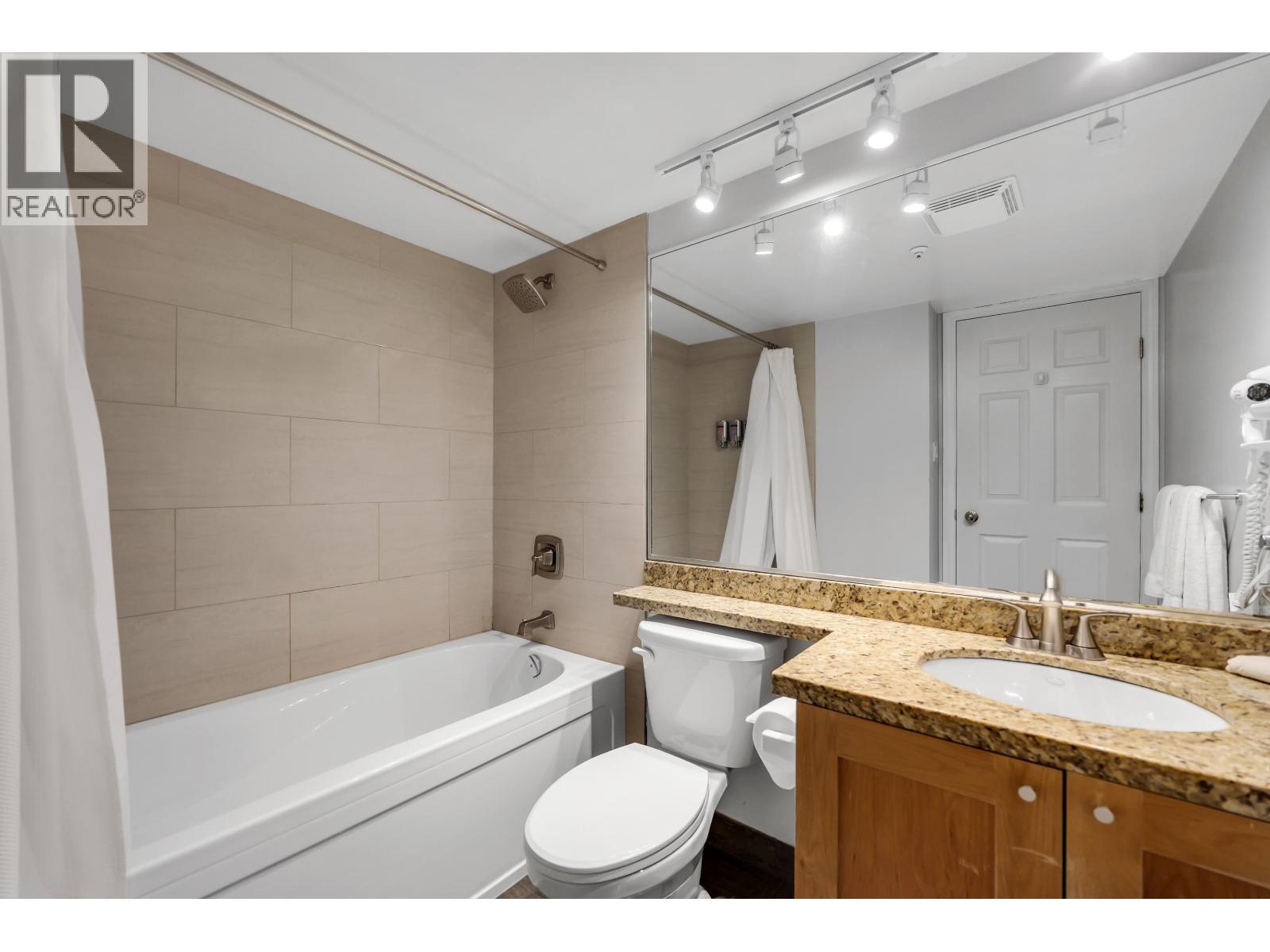 212 4800 SPEARHEAD DRIVE, Whistler