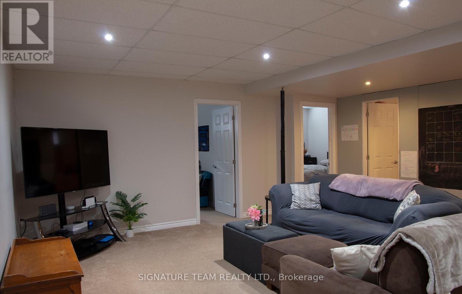 675 ABERDEEN ST ABERDEEN STREET - 17