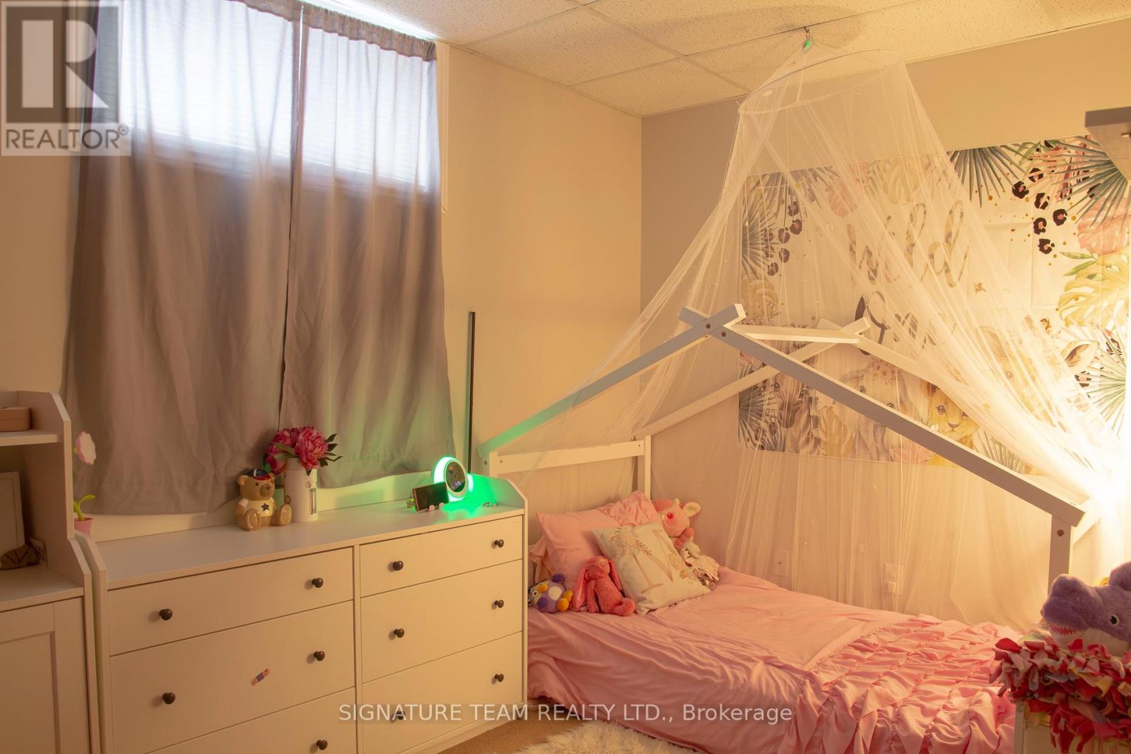 675 ABERDEEN ST ABERDEEN STREET - 21