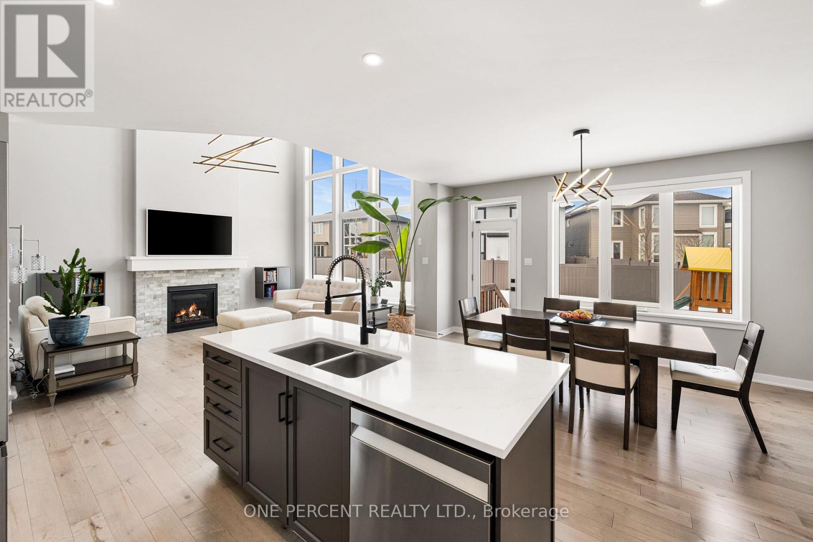 26 STANZEL DRIVE - 13