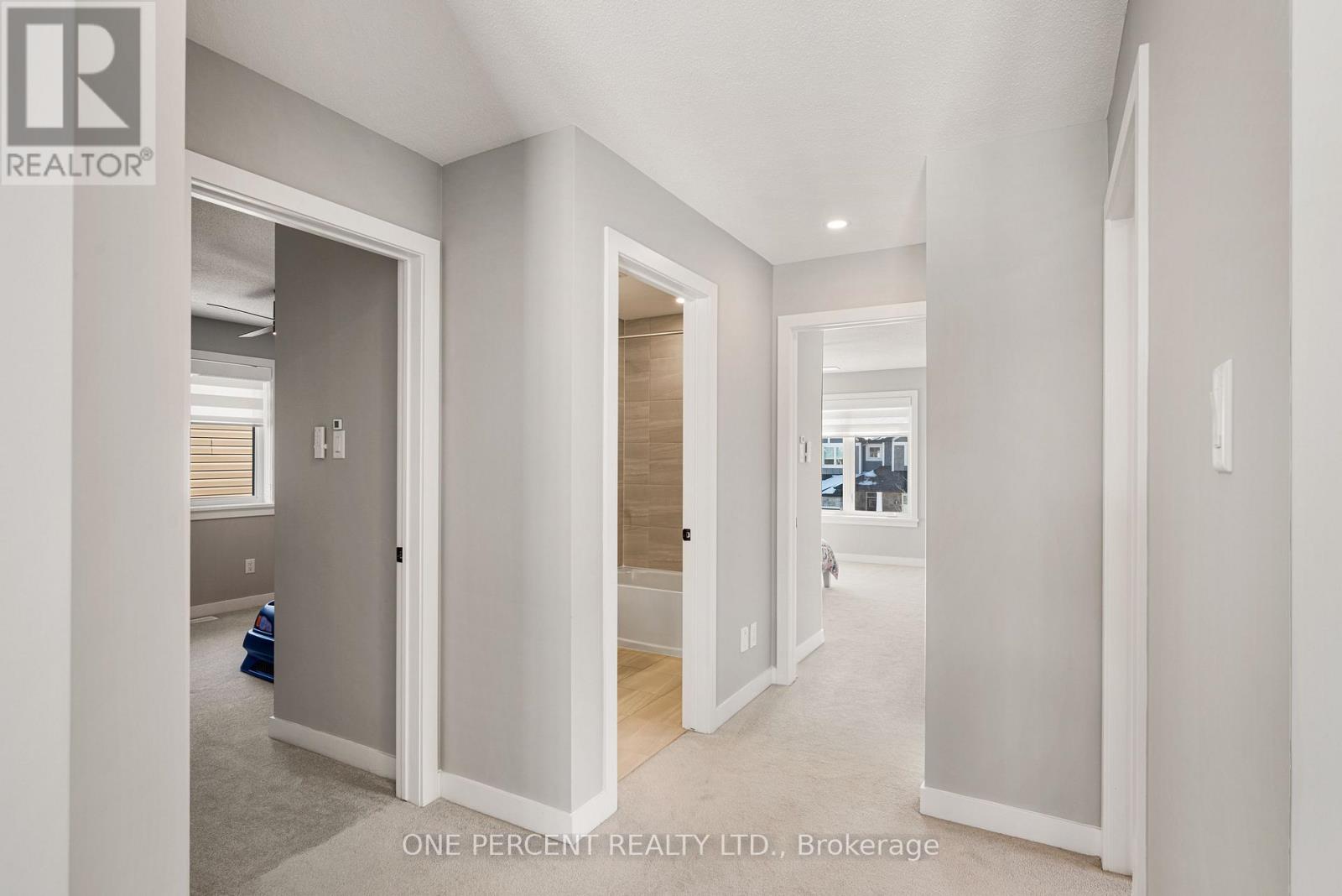 26 STANZEL DRIVE - 21