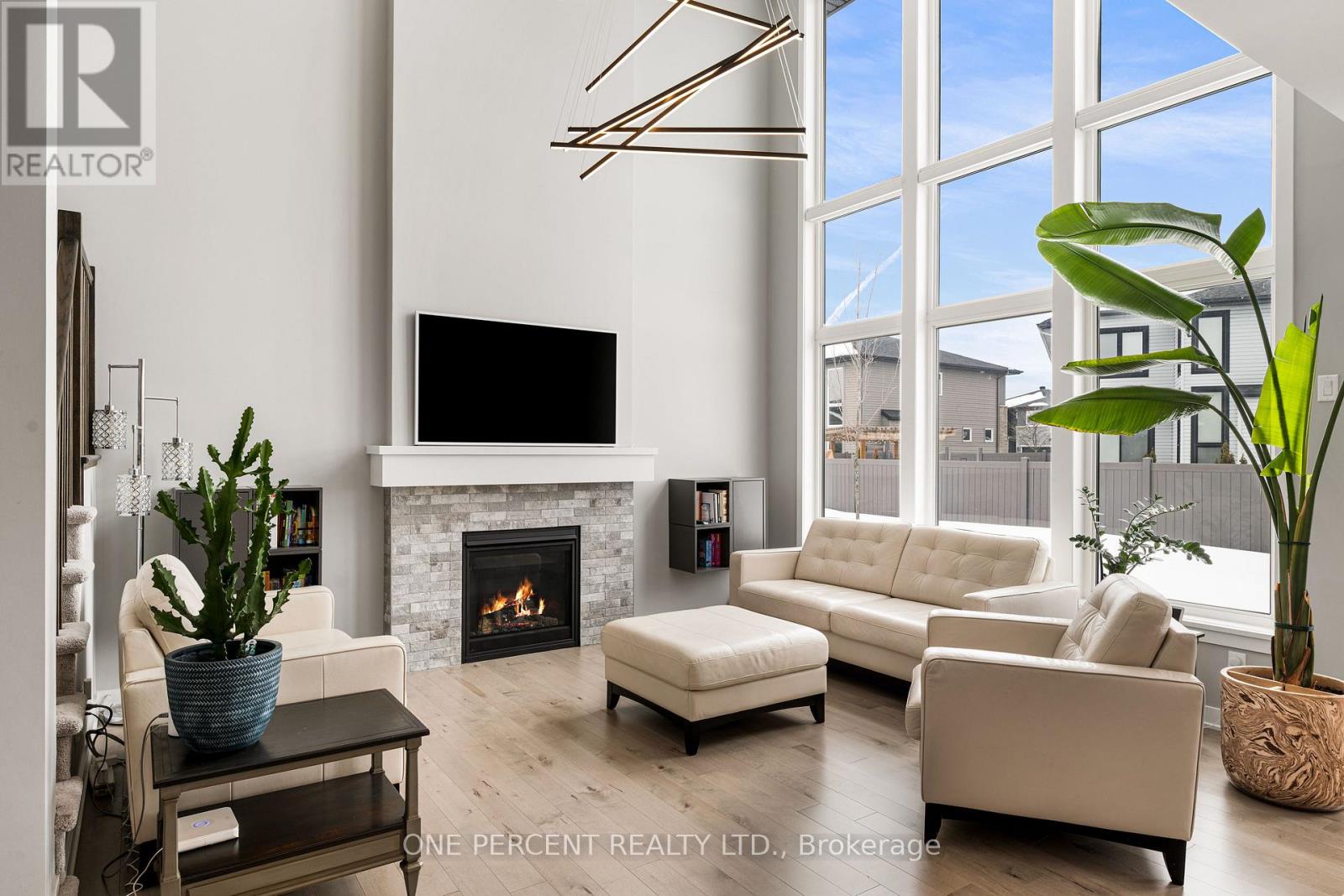 26 STANZEL DRIVE - 6