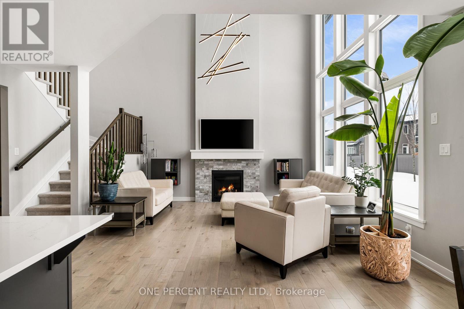 26 STANZEL DRIVE - 7