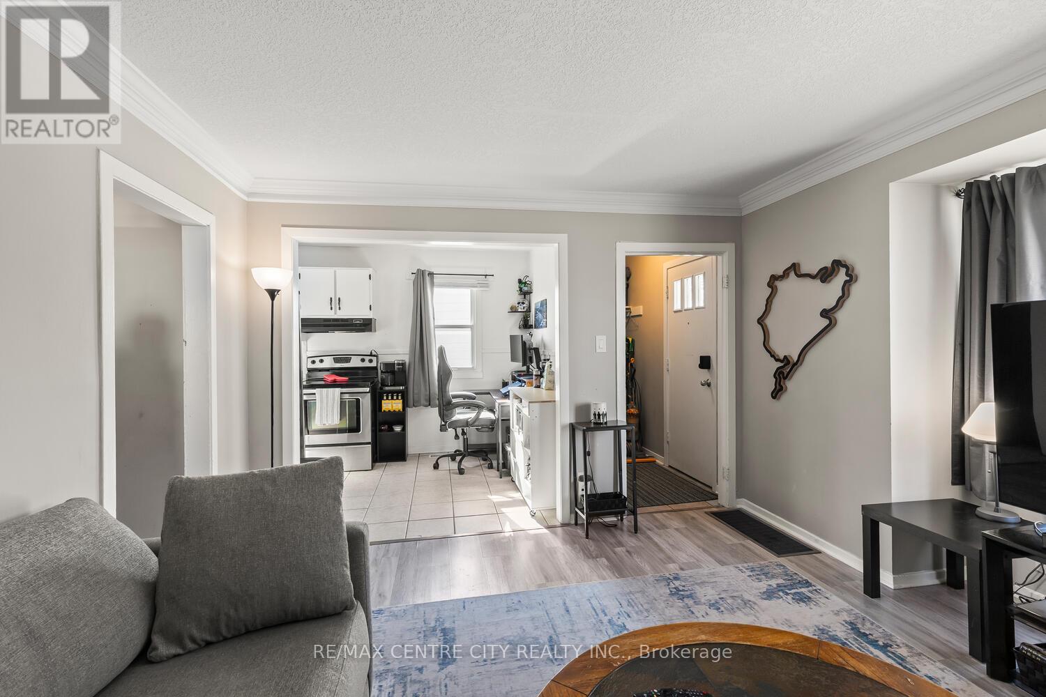 292 PAARDEBERG CRESCENT - 8