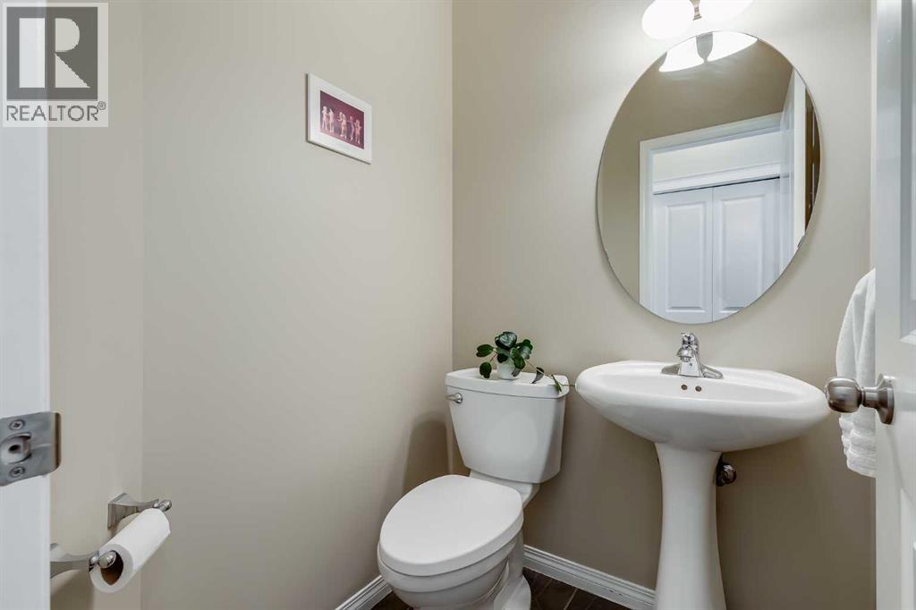 Single Family House for Sale in  Evercreek Bluffs Road SW Evergreen Calgary 