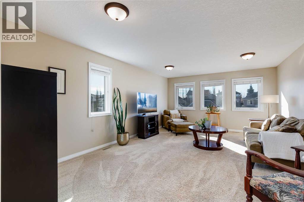 Single Family House for Sale in  Evercreek Bluffs Road SW Evergreen Calgary 