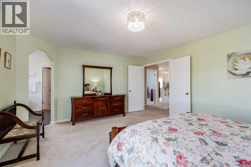 Single Family House for Sale in  Evercreek Bluffs Road SW Evergreen Calgary 