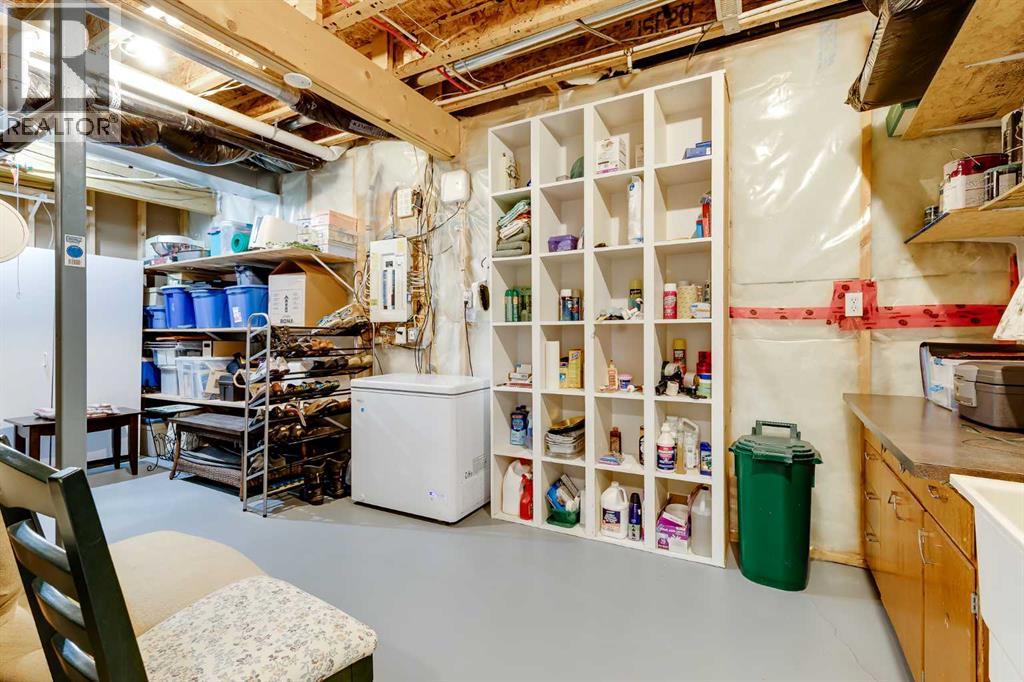 Single Family House for Sale in  Evercreek Bluffs Road SW Evergreen Calgary 