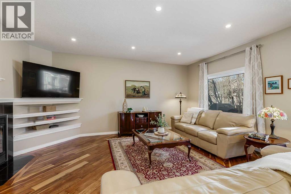 Single Family House for Sale in  Evercreek Bluffs Road SW Evergreen Calgary 