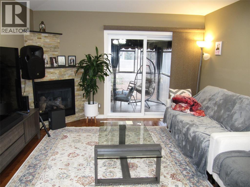 3218 SEVILLE - Image 3