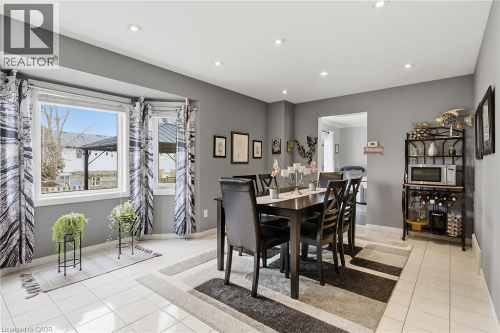 107 ROSE BRIDGE CRESCENT - 16