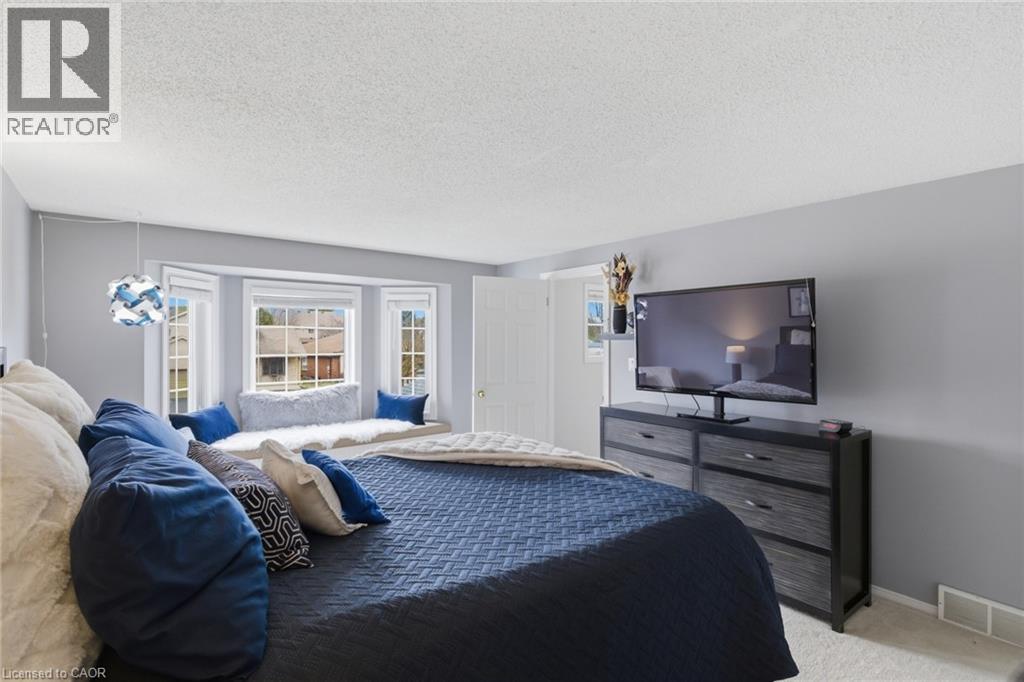 107 ROSE BRIDGE CRESCENT - 28