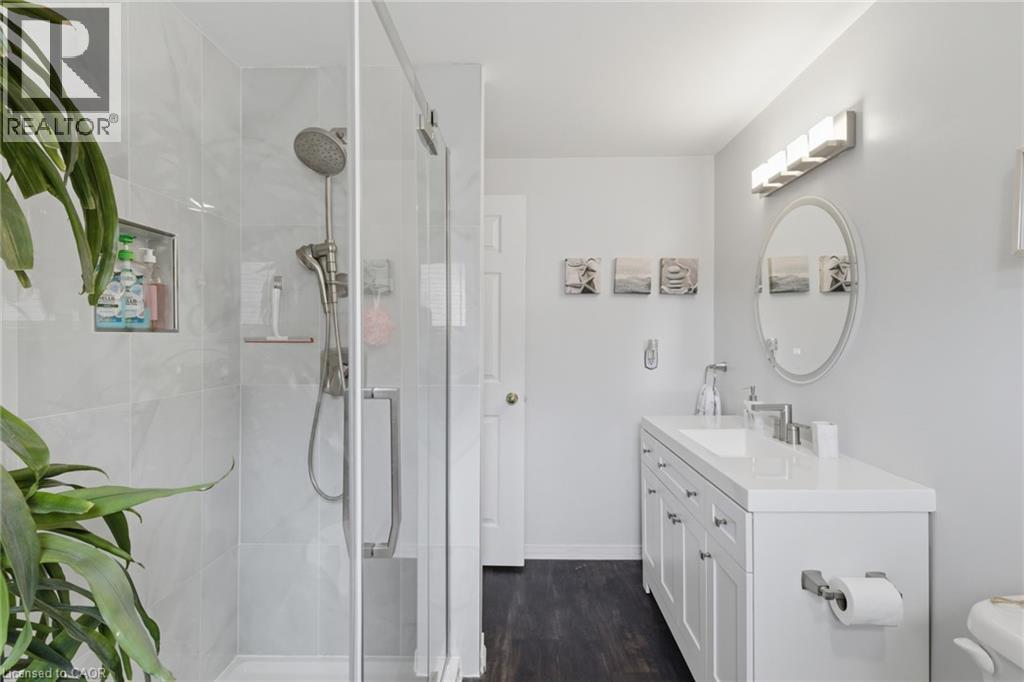 107 ROSE BRIDGE CRESCENT - 32