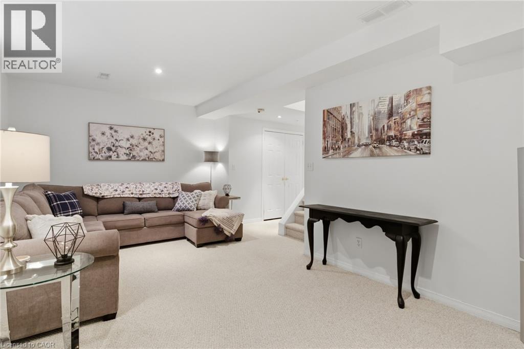 107 ROSE BRIDGE CRESCENT - 35