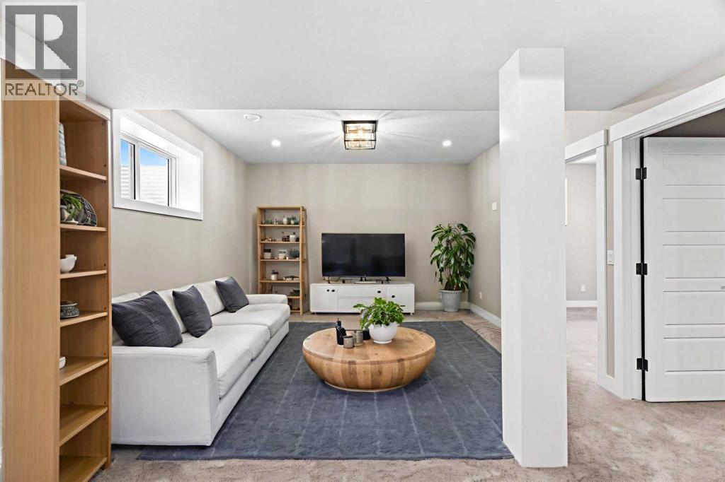 160 Vantage Drive, Cochrane