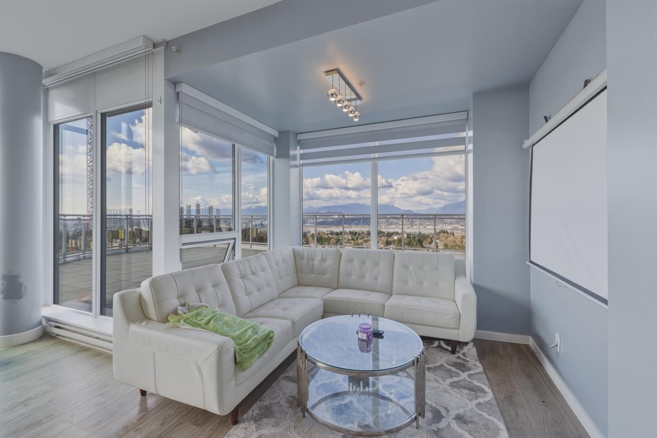 2701 13303 CENTRAL AVENUE, Surrey