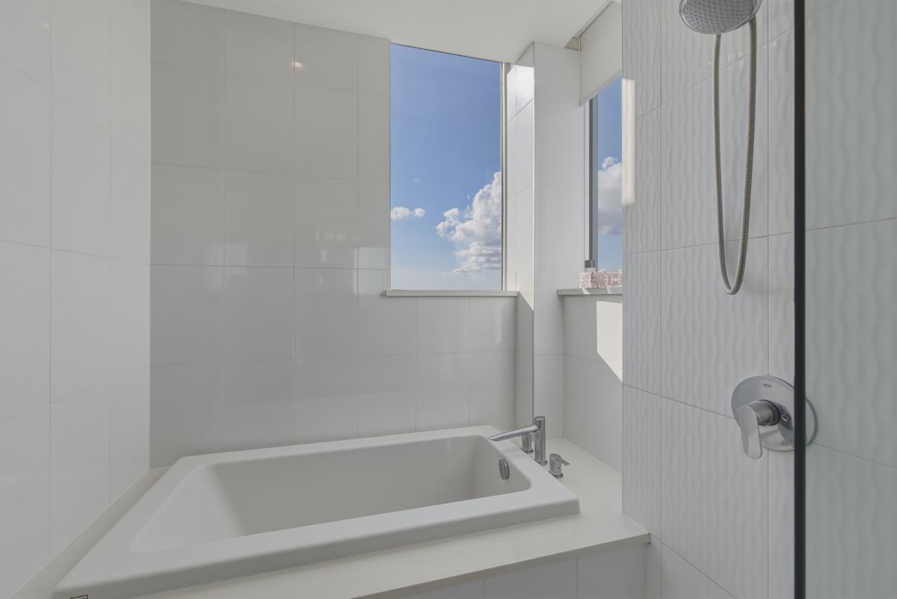 2701 13303 CENTRAL AVENUE, Surrey