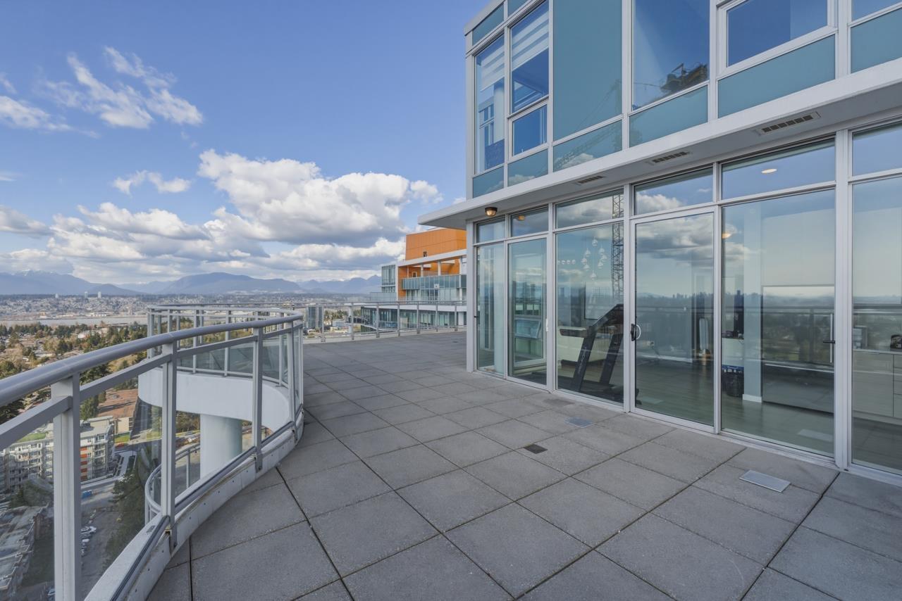 2701 13303 CENTRAL AVENUE, Surrey