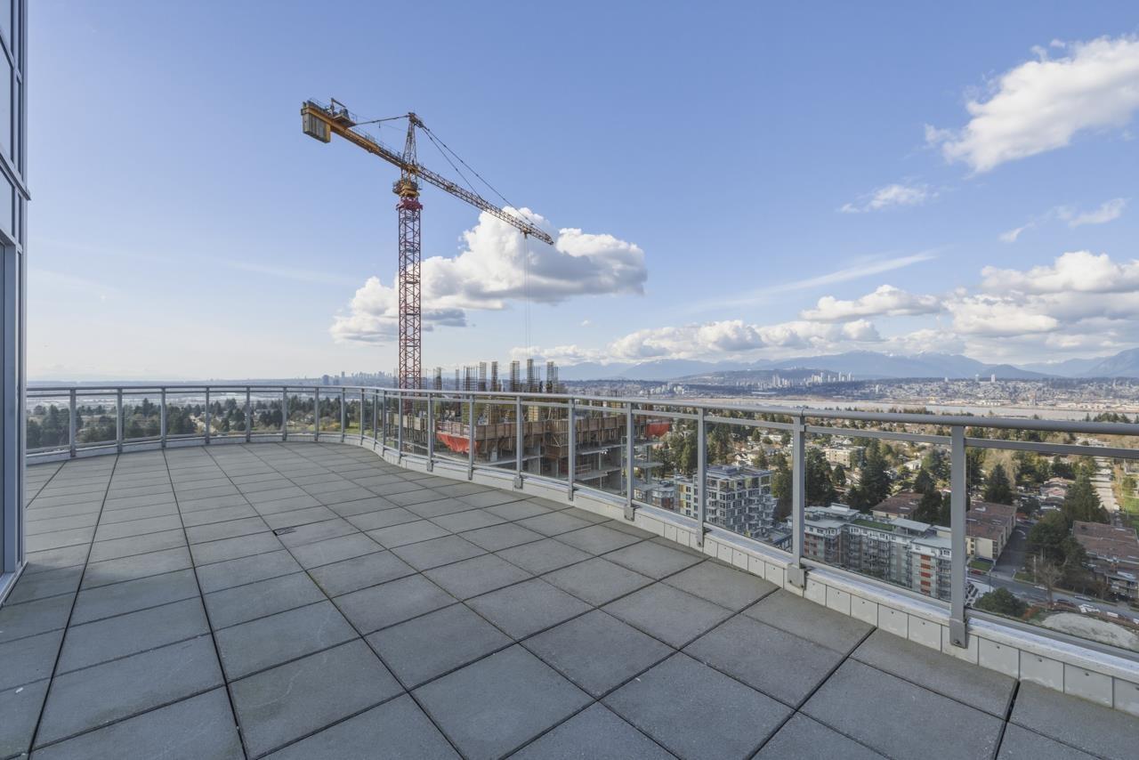 2701 13303 CENTRAL AVENUE, Surrey