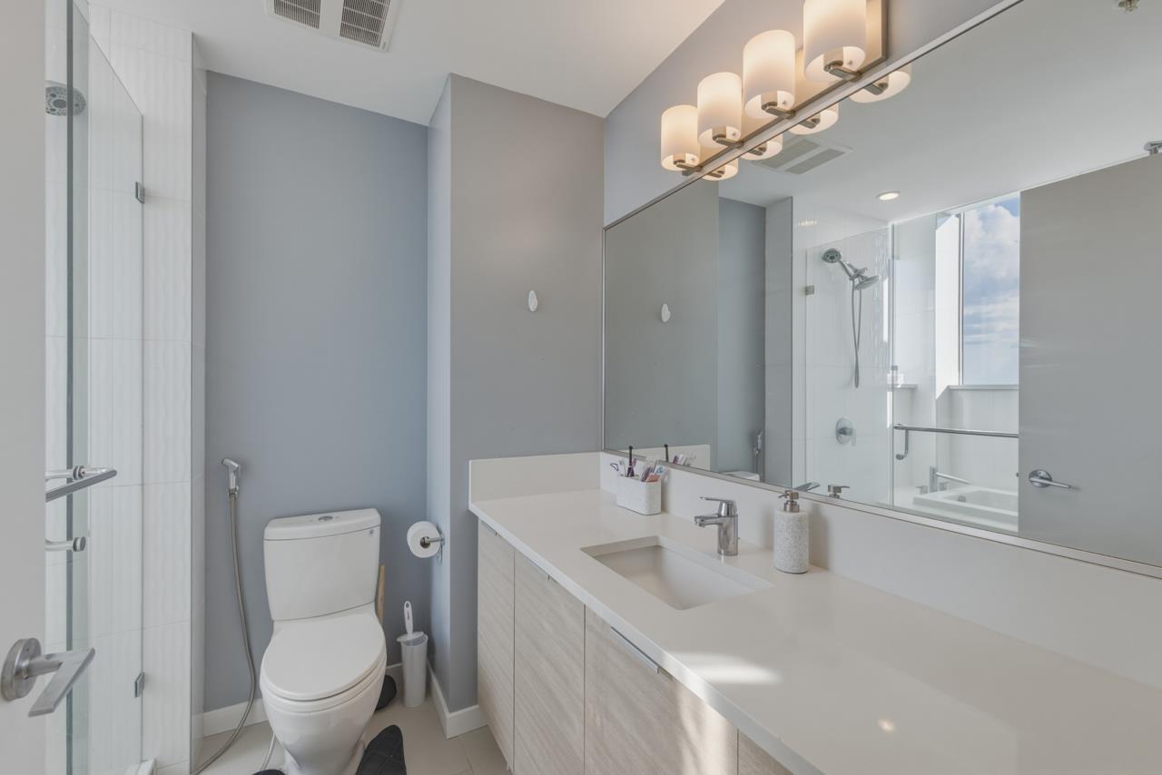 2701 13303 CENTRAL AVENUE, Surrey