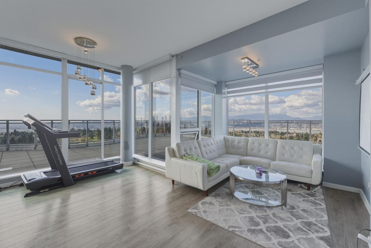 2701 13303 CENTRAL AVENUE, Surrey