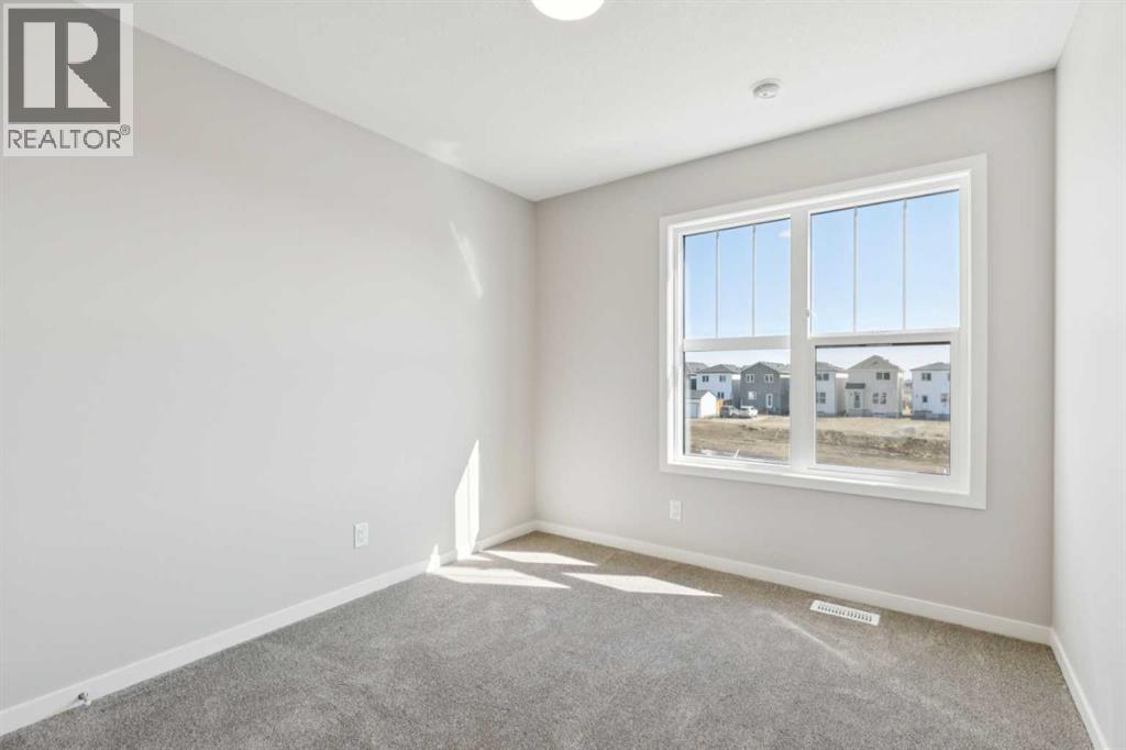 Single Family House for Sale in  Hotchkiss Drive SE Hotchkiss Calgary 