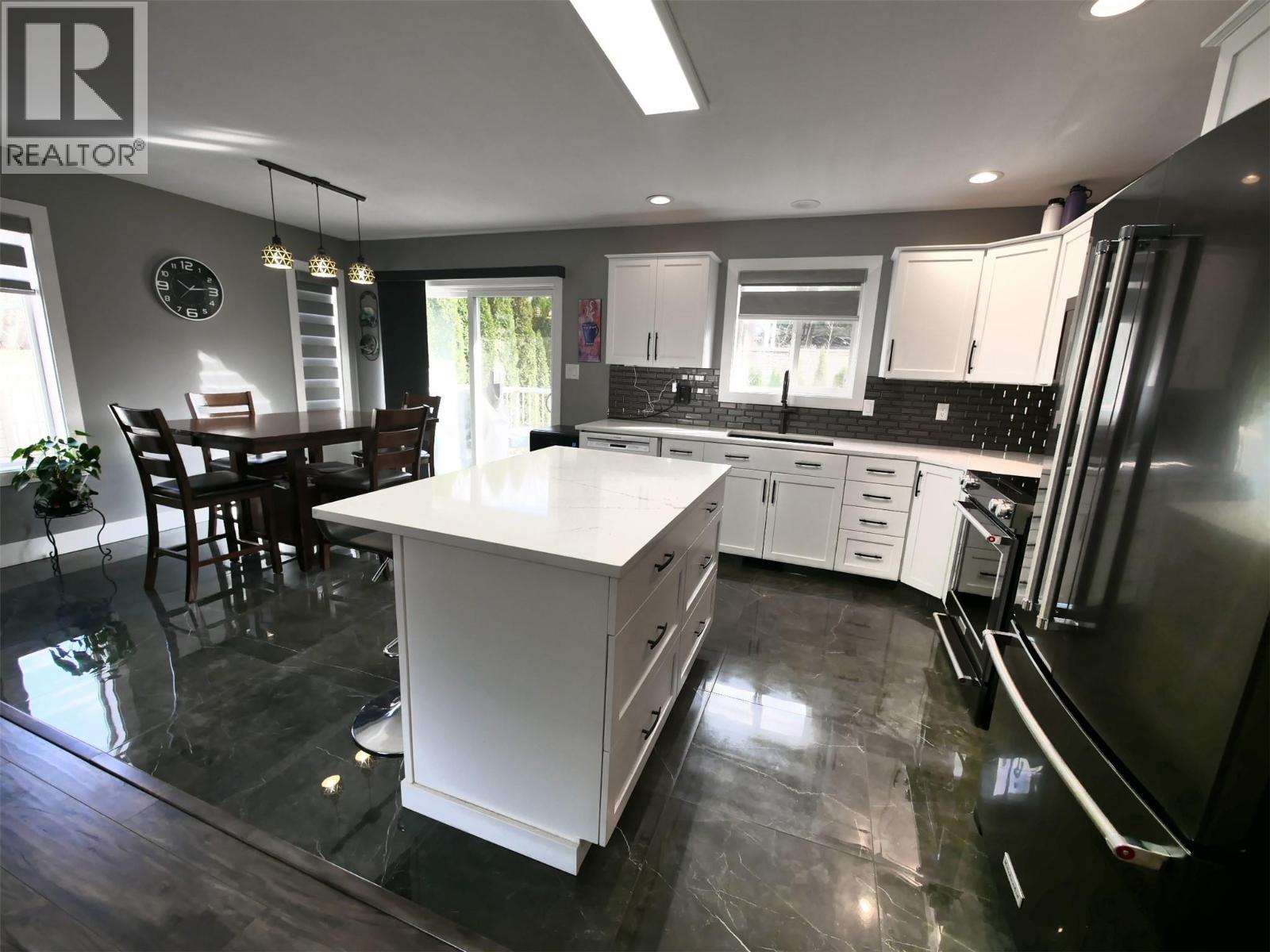  644 8th Street, Castlegar