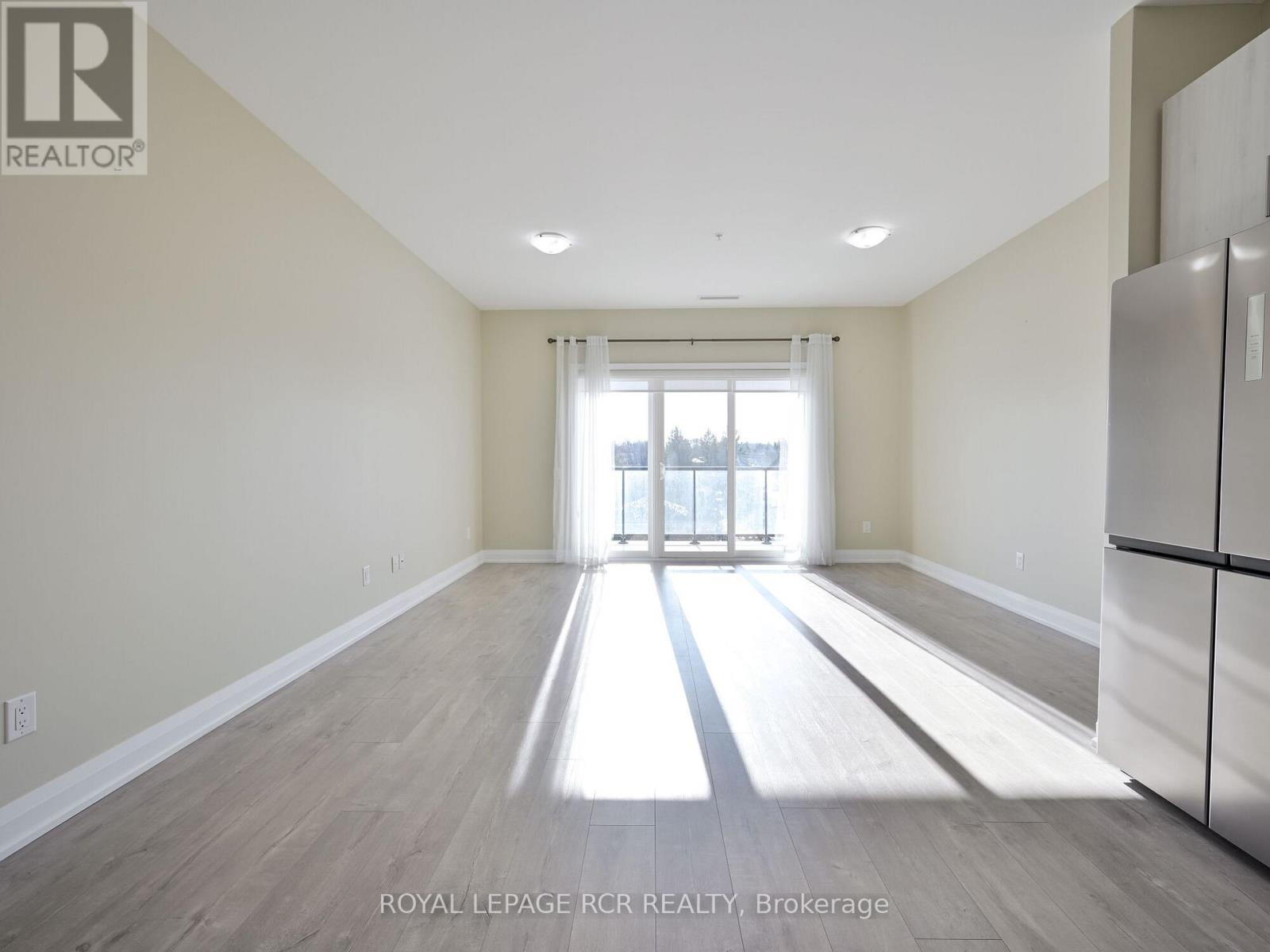 #502 64 QUEEN STREET S - 10