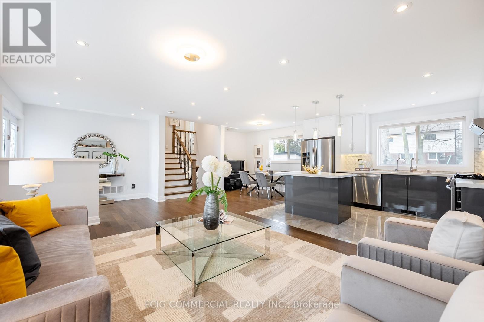 84 LINCOLN GREEN DRIVE - 14