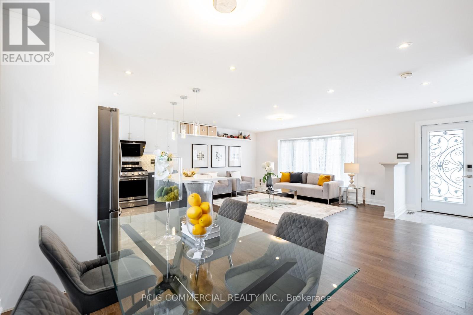 84 LINCOLN GREEN DRIVE - 22